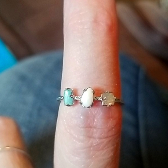 Silver 3 stone ring